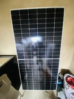 650watts 144cells Original Canadian Mono Crystalline Solar Panels