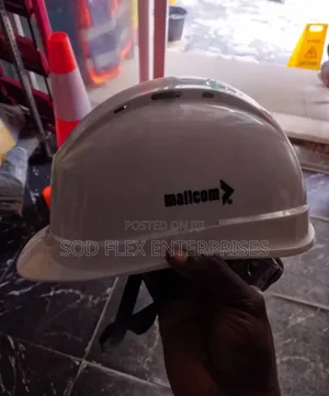 Mallcom Quality And Durable Heavy Duty Vent Helmets