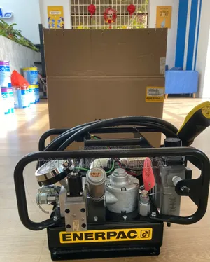 Enerpac Lightweight Air Hydraulic Torque Wrench Pump