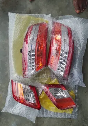 Backlight or Rearlight Toyota Camry 2010 2011 Complete Back