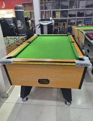 Marble and Coin Snooker Board