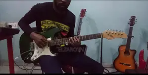 Guitar Bass Teacher | Online, Group Studio and 1-to-1 Home Classes