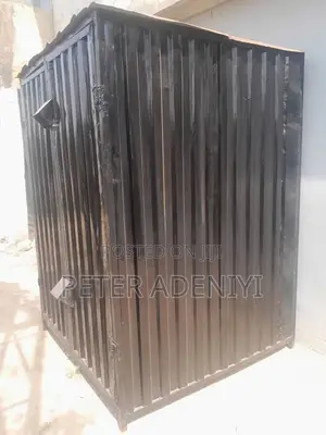 Brand New Container 5/5