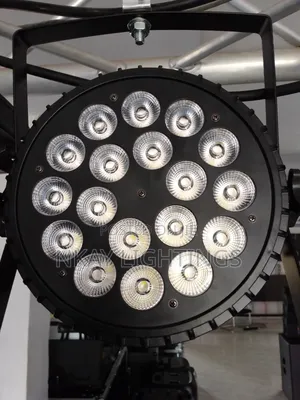 18 Lamps Flat Par Light