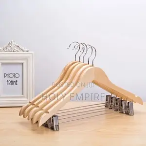 10pcs Wooden Vintage Clothes Hangers Wholesale for Clothing Stores