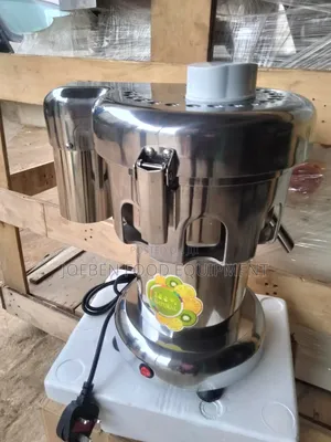 Industrial Juice Extractor