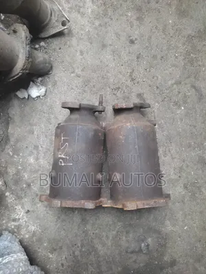 Manifold Catalyst for Nissan Pathfinder 2001-2004 Model