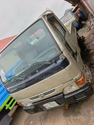 Nigeria Used Nissan Cabstar Petrol Engine
