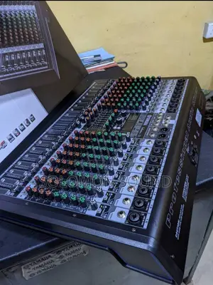 16 Channel Mixer Amplifier