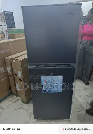 Skyrun BCD-195hs 195l Double Door Fridge With Top Freezer