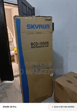 Anti-Rust Skyrun 195l Top-Freezer Double Door Fridge