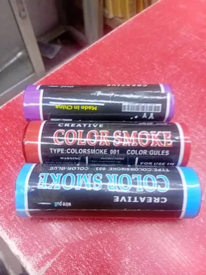 Colorful Smoke Tube Party Spray Props for Weddings