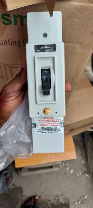100 Amps Earth Leakage Circuit Breaker