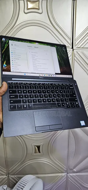 Laptop Dell Latitude 7400 16GB Intel Core I7 SSD 256GB
