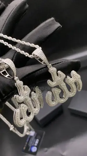 Vvs1 Moissanite Holy Pendant Sterling Silver Chain