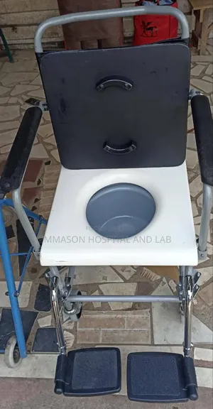 Commode Wheelchair