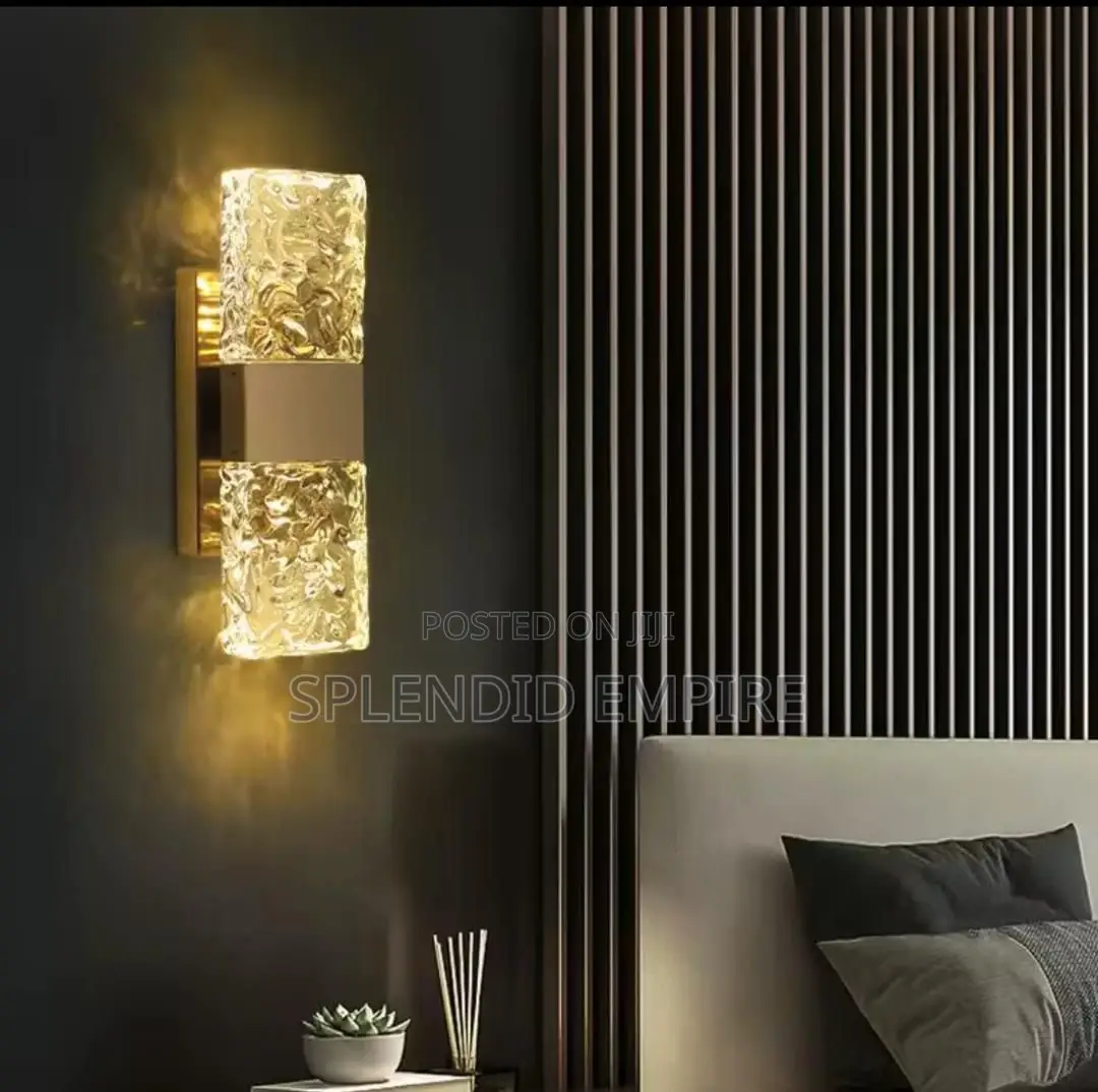 Quality Wall or Bedside Light