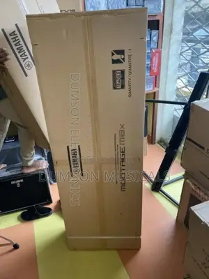 Yamaha Montage M8x Professional Keyboard