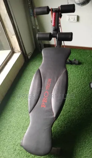 Big Standard And Durable Sit-up Bench.