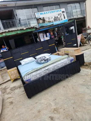 Modernized 6by6 Bed With Other Accessories