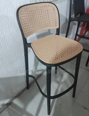 Classic Quality Rubber High Sitting Bar Stools.