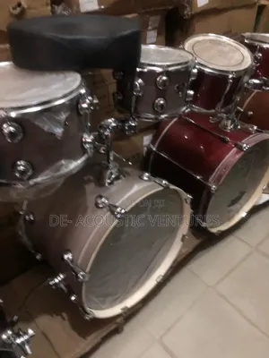 Brand New Pearl 5 Set Drum