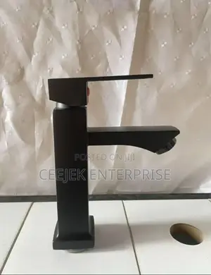 Black Single Tap