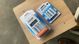 Orginal C903 Automatic Battery Charger/Extra Battery