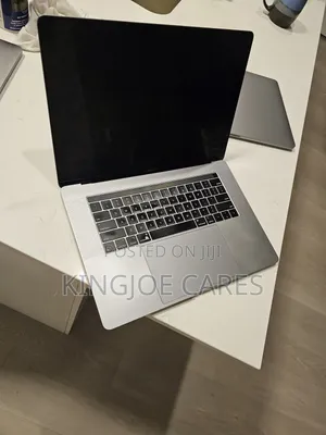 Laptop Apple MacBook Pro 2018 32GB Intel Core I7 SSD 1T