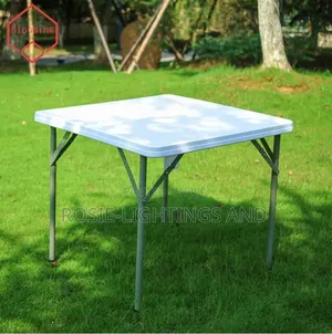 4ft Square Outdoor Plastic 4 Seater Moulded Plastic Table