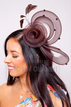 Classy Women's Fascinator
