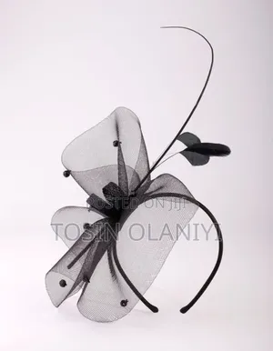 Classy Women's Fascinator