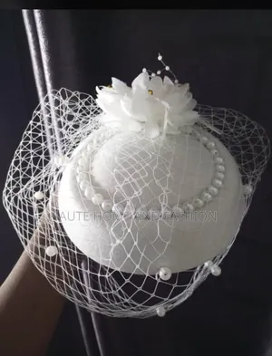 Ladies Fashion Fascinators