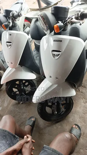 Honda Today 2020 Red