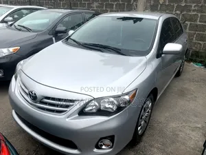 Toyota Corolla 2013 Silver