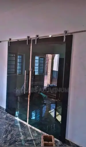 Sliding Glass 10 Mm