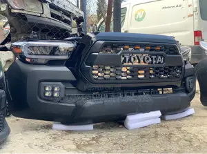 Tacoma 2022 Complete Headlights and Bumper