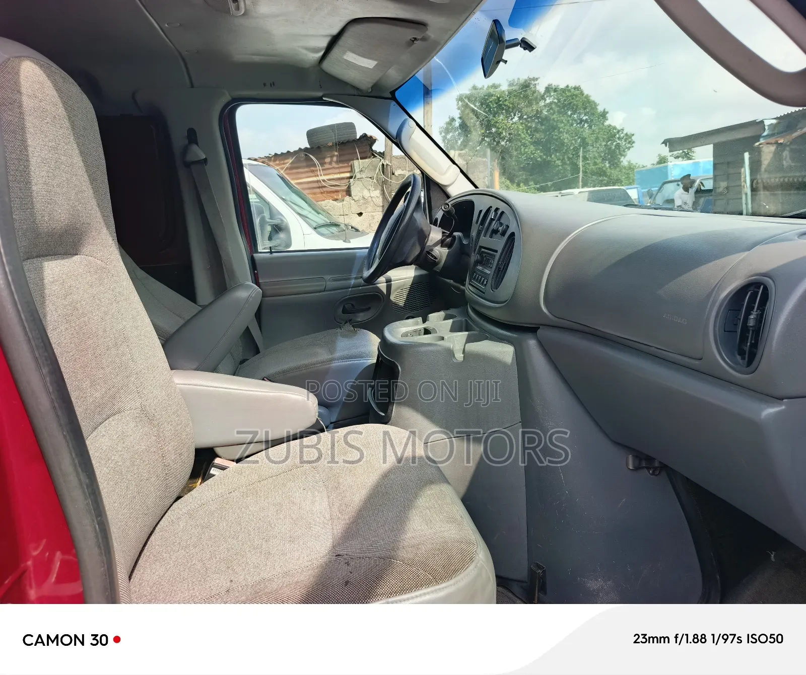 Ford E250 2007 Red
