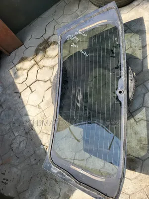 Honda Odyssey 2004 Back Windscreen Glass We Deliver