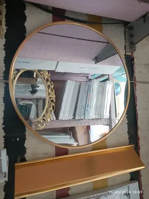Gold Round Mirror With Shelve