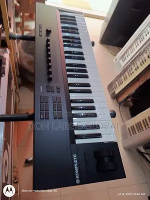 Komplee Kontrol A49