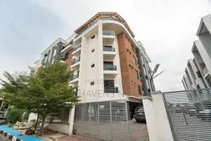 Book This Beautiful and Luxurious 2-Bedroom Apartment