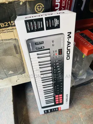 M Audio Oxygen 49 Midi Studio Keyboard
