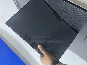 Laptop Asus ROG Zephyrus G16 16GB Intel Core Ultra 9 SSD 3T