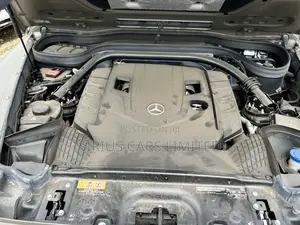 Mercedes-Benz G-Class Base G 550 AWD 2020 Green