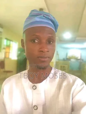 Ashaolu Tosin
