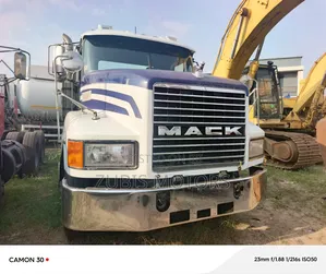Ch Mack Truck
Single Cabin 1999 Model
