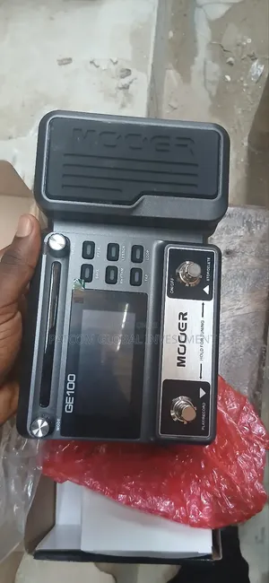 Moore Guitar Effect Pedal