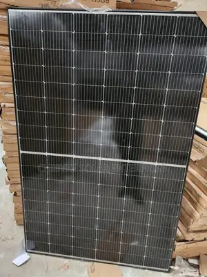 450watts Bluecarbon Solar Panel 108cells Halfcut Blackframe