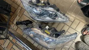 Head Lamp Es 350 2010